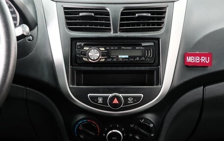 Hyundai Solaris II рестайлинг, 2011 год, 749 000 рублей, 14 фотография