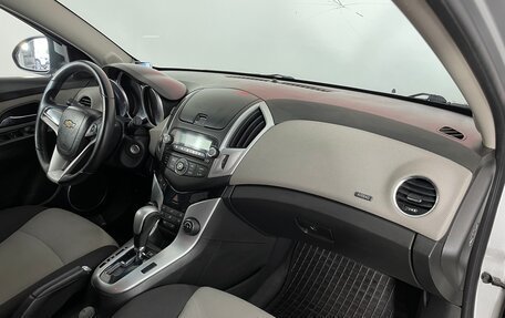 Chevrolet Cruze II, 2013 год, 736 000 рублей, 12 фотография