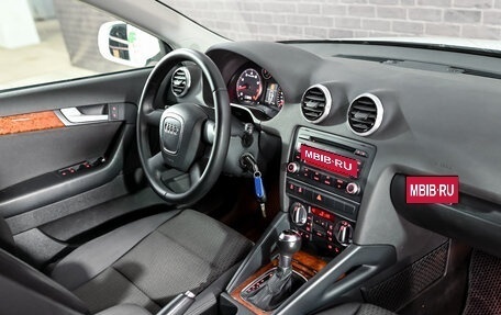 Audi A3, 2012 год, 850 000 рублей, 15 фотография
