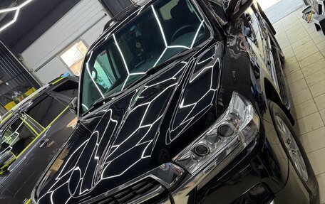 Toyota Land Cruiser 200, 2017 год, 5 400 000 рублей, 3 фотография