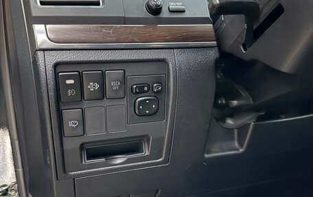 Toyota Land Cruiser 200, 2017 год, 5 400 000 рублей, 22 фотография
