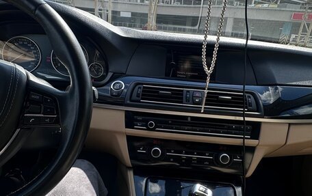 BMW 5 серия, 2012 год, 1 800 000 рублей, 14 фотография