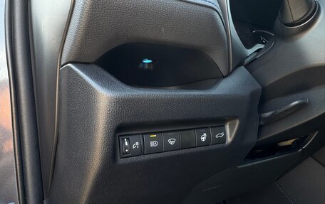 Toyota RAV4, 2021 год, 3 250 000 рублей, 16 фотография