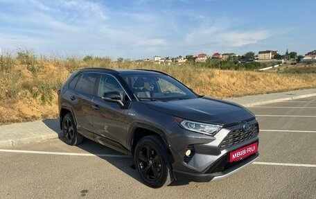 Toyota RAV4, 2021 год, 3 250 000 рублей, 7 фотография