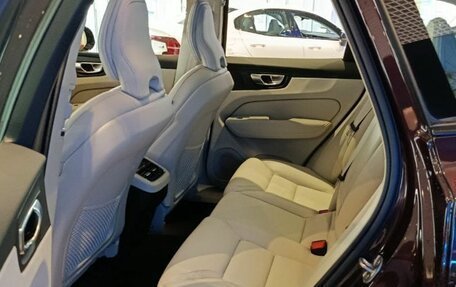 Volvo XC60 II, 2025 год, 9 600 000 рублей, 6 фотография