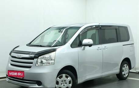 Toyota Noah III, 2008 год, 1 345 000 рублей, 2 фотография