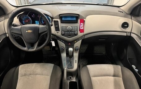 Chevrolet Cruze II, 2012 год, 669 000 рублей, 9 фотография