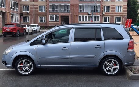 Opel Zafira B, 2005 год, 550 000 рублей, 5 фотография