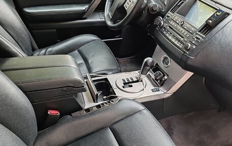 Infiniti FX I, 2005 год, 850 000 рублей, 7 фотография
