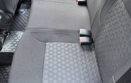 Renault Logan II, 2017 год, 990 000 рублей, 38 фотография