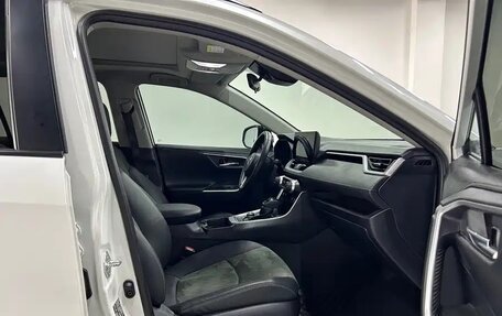 Toyota RAV4, 2024 год, 3 540 000 рублей, 12 фотография