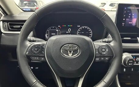 Toyota RAV4, 2024 год, 3 540 000 рублей, 10 фотография