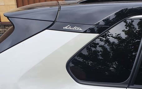 Toyota RAV4, 2019 год, 3 800 000 рублей, 25 фотография