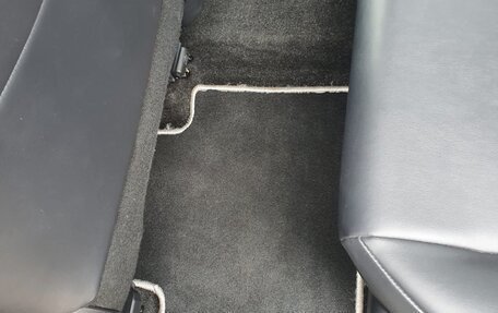 Toyota RAV4, 2019 год, 3 800 000 рублей, 27 фотография