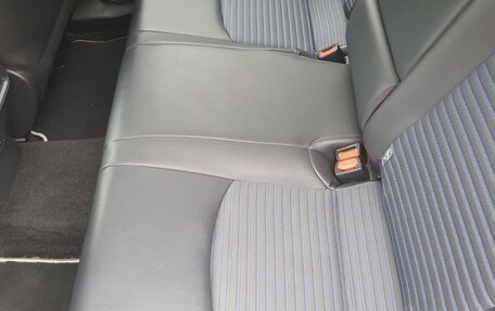 Toyota RAV4, 2019 год, 3 800 000 рублей, 32 фотография