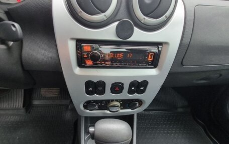 Renault Logan I, 2011 год, 380 000 рублей, 10 фотография
