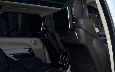 Land Rover Range Rover IV рестайлинг, 2017 год, 7 200 000 рублей, 17 фотография