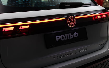 Volkswagen Tiguan, 2024 год, 4 850 000 рублей, 10 фотография