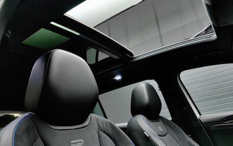 Volkswagen Tiguan, 2024 год, 4 850 000 рублей, 29 фотография