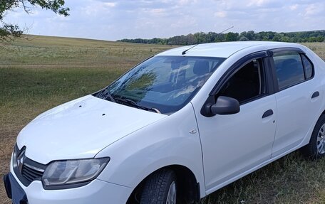 Renault Logan II, 2016 год, 485 000 рублей, 2 фотография