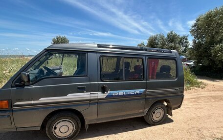 Mitsubishi Delica III, 1990 год, 630 000 рублей, 5 фотография