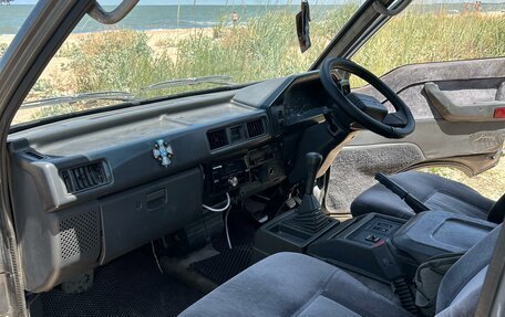 Mitsubishi Delica III, 1990 год, 630 000 рублей, 15 фотография