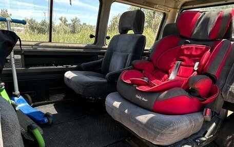 Mitsubishi Delica III, 1990 год, 630 000 рублей, 10 фотография