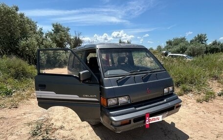 Mitsubishi Delica III, 1990 год, 630 000 рублей, 7 фотография