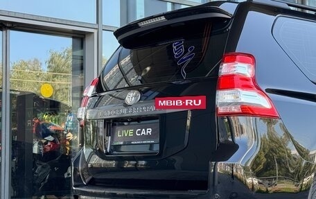 Toyota Land Cruiser Prado 150 рестайлинг 2, 2015 год, 2 950 000 рублей, 26 фотография