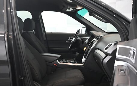 Ford Explorer VI, 2013 год, 1 450 000 рублей, 11 фотография