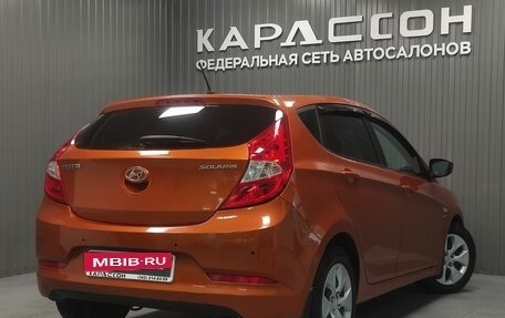 Hyundai Solaris II рестайлинг, 2015 год, 870 000 рублей, 2 фотография