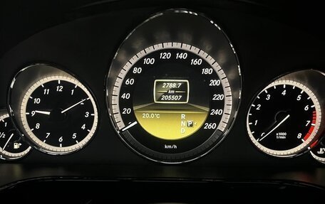 Mercedes-Benz E-Класс, 2011 год, 1 500 000 рублей, 11 фотография