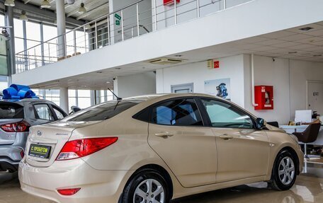 Hyundai Solaris II рестайлинг, 2011 год, 798 000 рублей, 7 фотография