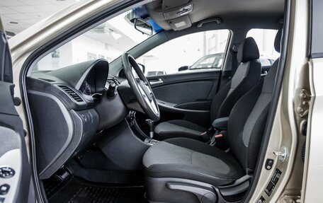 Hyundai Solaris II рестайлинг, 2011 год, 798 000 рублей, 16 фотография
