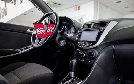 Hyundai Solaris II рестайлинг, 2011 год, 798 000 рублей, 21 фотография