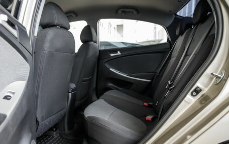 Hyundai Solaris II рестайлинг, 2011 год, 798 000 рублей, 33 фотография