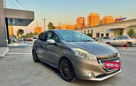 Peugeot 208 II, 2012 год, 960 000 рублей, 2 фотография