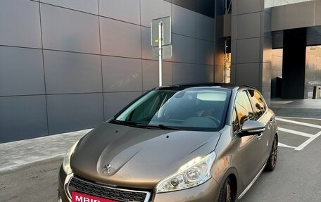 Peugeot 208 II, 2012 год, 960 000 рублей, 3 фотография