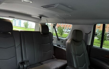 Cadillac Escalade IV, 2019 год, 5 900 000 рублей, 10 фотография