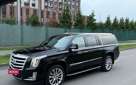 Cadillac Escalade IV, 2019 год, 5 900 000 рублей, 4 фотография