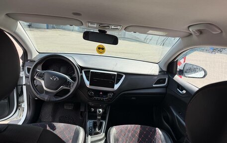 Hyundai Solaris II рестайлинг, 2017 год, 1 050 000 рублей, 8 фотография