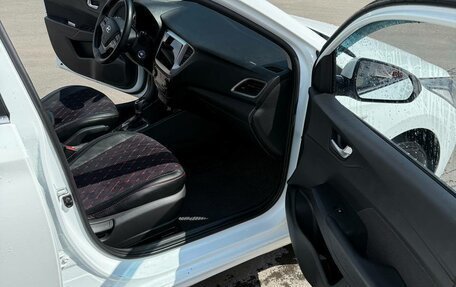 Hyundai Solaris II рестайлинг, 2017 год, 1 050 000 рублей, 17 фотография
