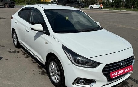 Hyundai Solaris II рестайлинг, 2017 год, 1 050 000 рублей, 6 фотография