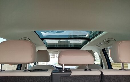 Volkswagen Tiguan II, 2019 год, 2 700 000 рублей, 10 фотография