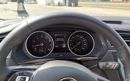 Volkswagen Tiguan II, 2019 год, 2 700 000 рублей, 8 фотография
