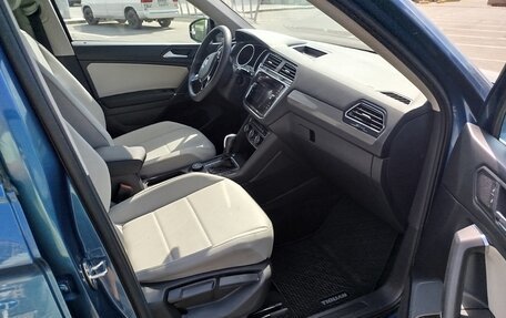 Volkswagen Tiguan II, 2019 год, 2 700 000 рублей, 4 фотография