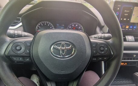 Toyota RAV4, 2019 год, 3 000 000 рублей, 12 фотография