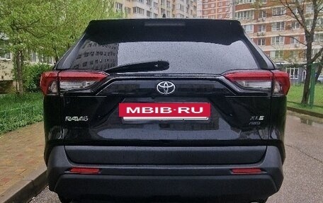 Toyota RAV4, 2019 год, 3 000 000 рублей, 5 фотография