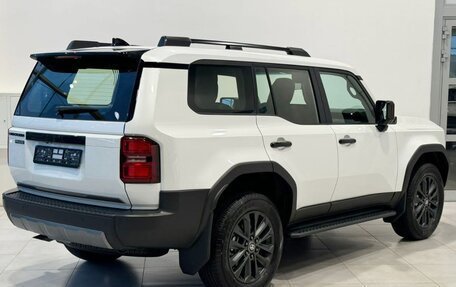 Toyota Land Cruiser Prado, 2024 год, 9 500 000 рублей, 3 фотография