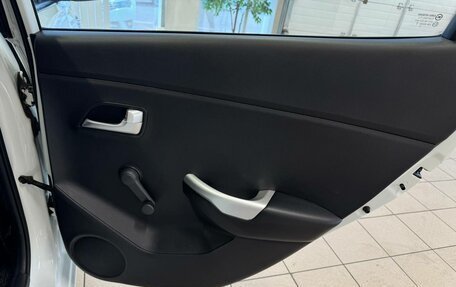 KIA Rio III рестайлинг, 2013 год, 975 000 рублей, 17 фотография